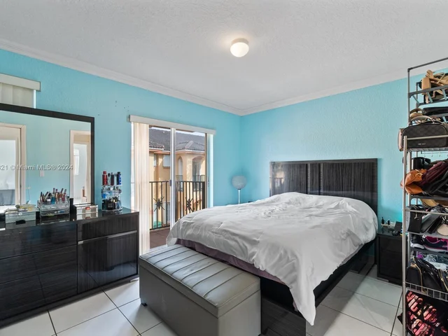 10684 NW 87th Ct # 10684, Hialeah Gardens FL 33018