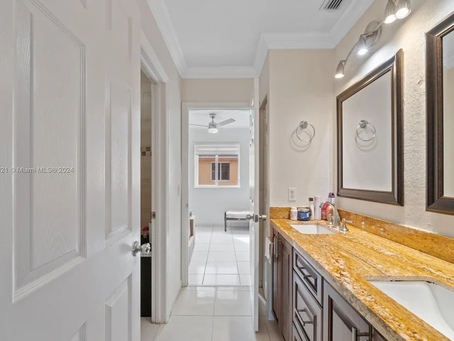 10684 NW 87th Ct # 10684, Hialeah Gardens FL 33018