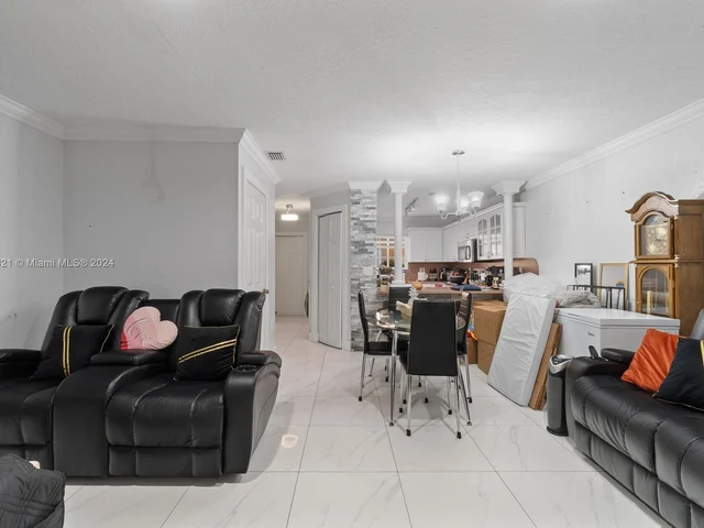 10684 NW 87th Ct # 10684, Hialeah Gardens FL 33018