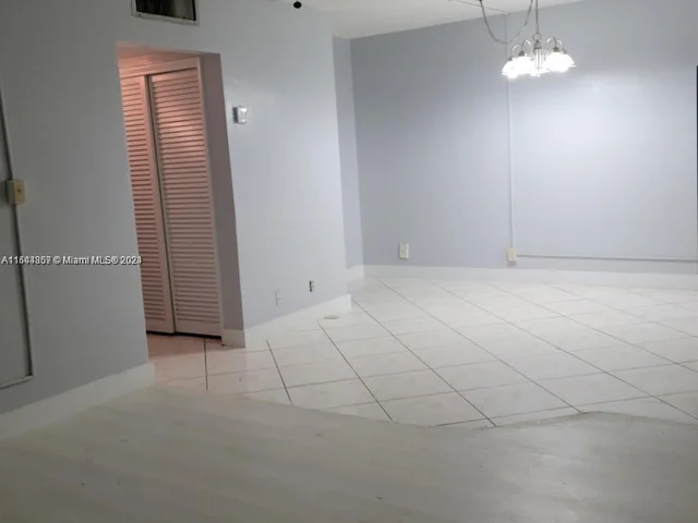 1430 NE 170th St # 221, North Miami Beach FL 33162