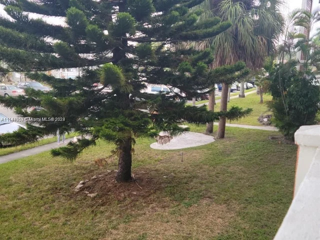 1430 NE 170th St # 221, North Miami Beach FL 33162