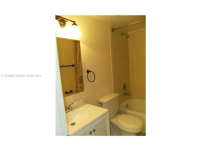 1740 NW N River Dr # 521, Miami FL 33125