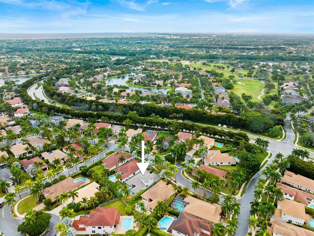 2012 Harbor View Cir, Weston FL 33327