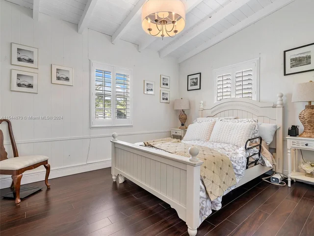 5558 SW 89th Pl, Miami FL 33165