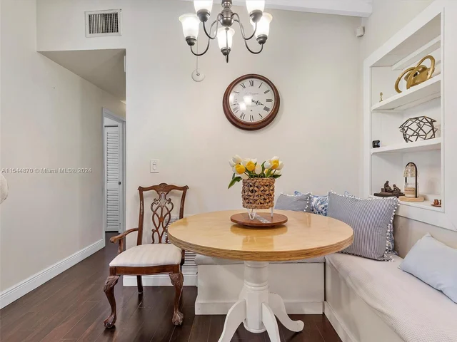 5558 SW 89th Pl, Miami FL 33165