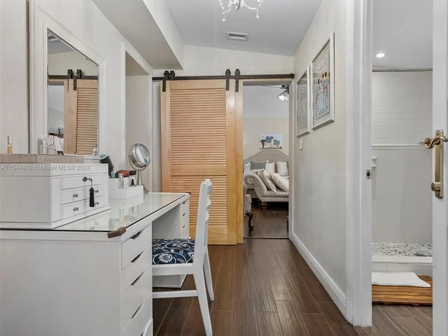 5558 SW 89th Pl, Miami FL 33165