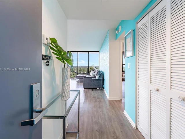 780 NE 69th St # 1010, Miami FL 33138