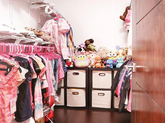 1611 SW 124th Place Concourse, Miami FL 33175