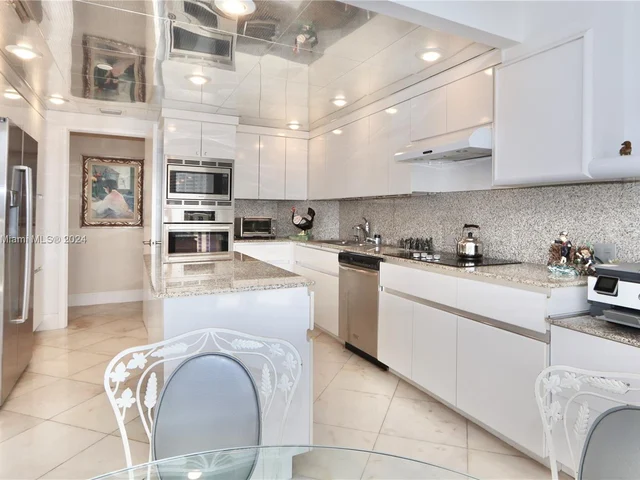 3000 Island Blvd # 2003, Aventura FL 33160