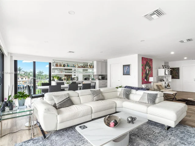 3100 NE 48th St # 312, Fort Lauderdale FL 33308