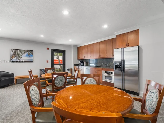 3100 NE 48th St # 312, Fort Lauderdale FL 33308