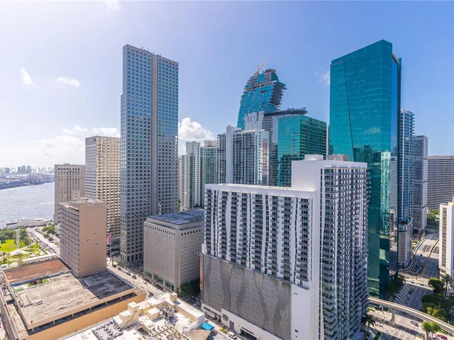 151 SE 1st St # 3203, Miami FL 33131