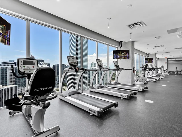 151 SE 1st St # 3203, Miami FL 33131