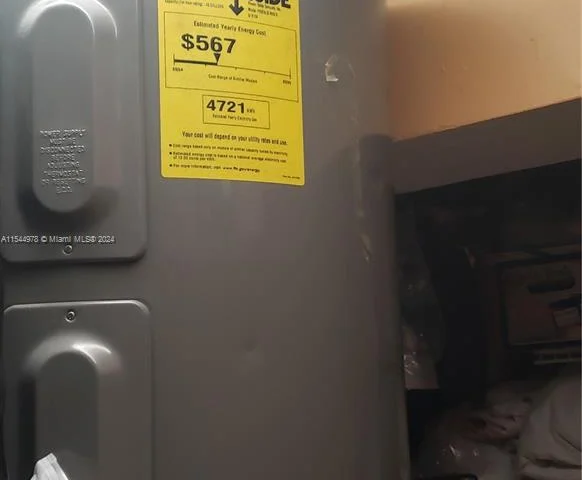 7931 SW 15th St, Miami FL 33144