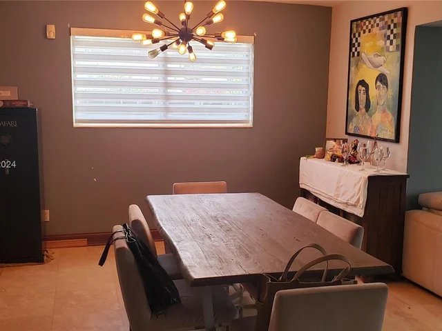 7931 SW 15th St, Miami FL 33144