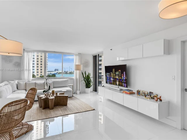 540 Brickell Key Dr # 1016, Miami FL 33131