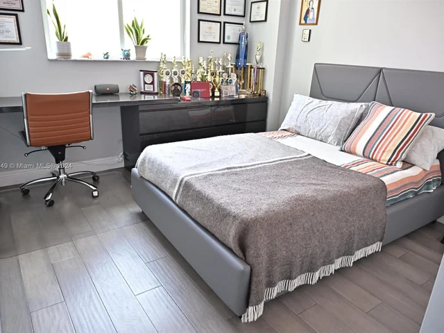 3020 NE 32nd Ave # 713, Fort Lauderdale FL 33308