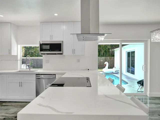 4440 NE 16th Ave, Oakland Park FL 33334