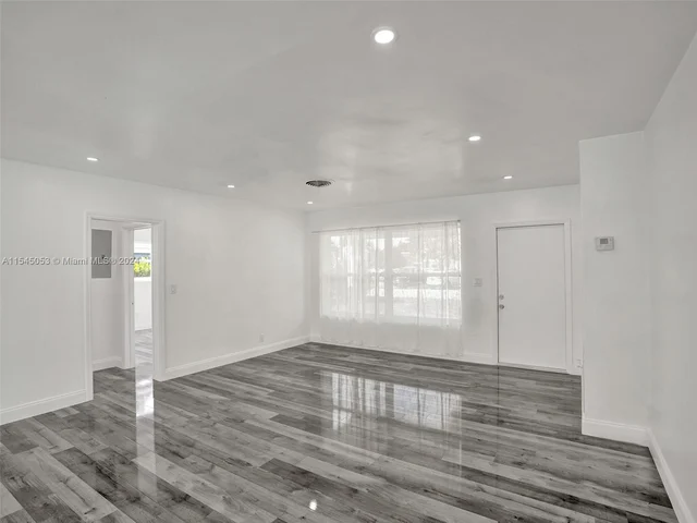 4440 NE 16th Ave, Oakland Park FL 33334