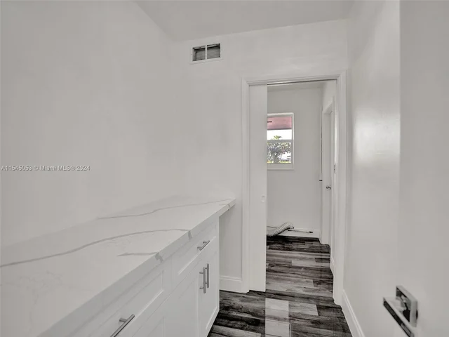 4440 NE 16th Ave, Oakland Park FL 33334