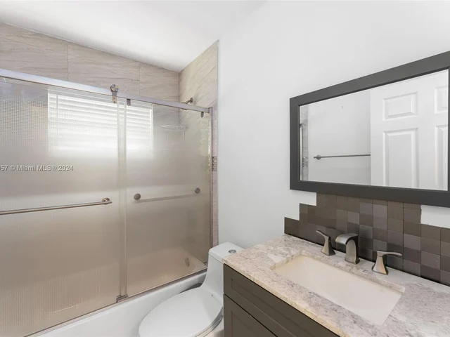 8148 SW 163rd Ct, Miami FL 33193