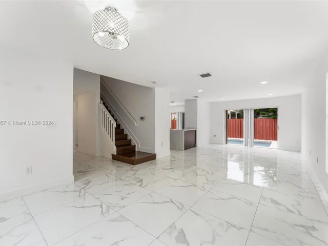 8148 SW 163rd Ct, Miami FL 33193