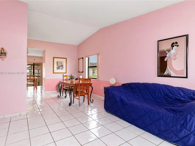 1490 SW 124th Place Concourse, Miami FL 33184