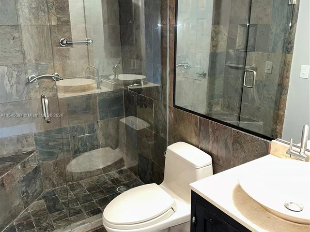 833 NE 18th Ct # 3, Fort Lauderdale FL 33305