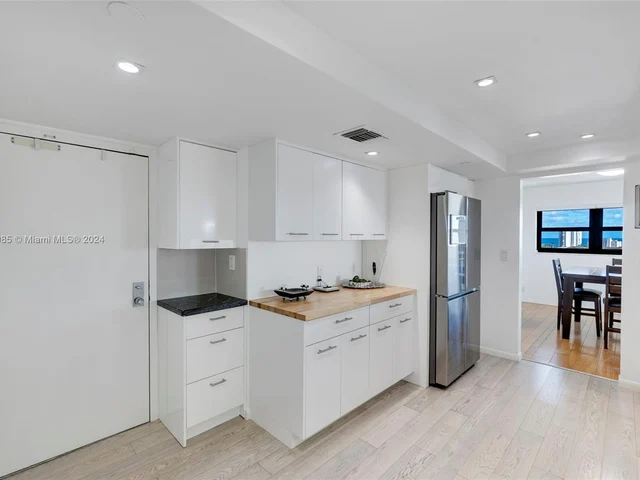 3200 Port Royale Dr N # 1101, Fort Lauderdale FL 33308