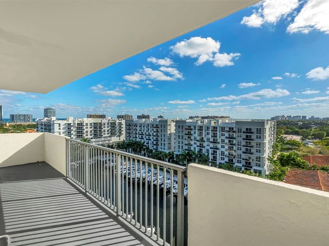 3200 Port Royale Dr N # 1101, Fort Lauderdale FL 33308