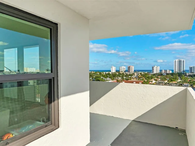 3200 Port Royale Dr N # 1101, Fort Lauderdale FL 33308