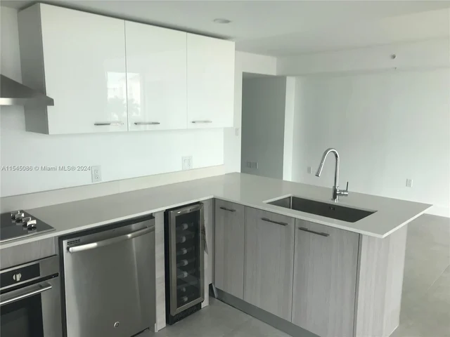 1133 102nd St # 507, Bay Harbor Islands FL 33154