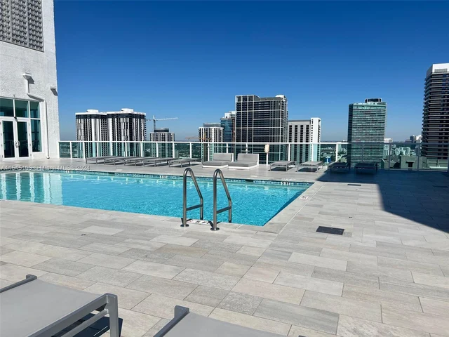133 NE 2nd Ave # 1601, Miami FL 33132