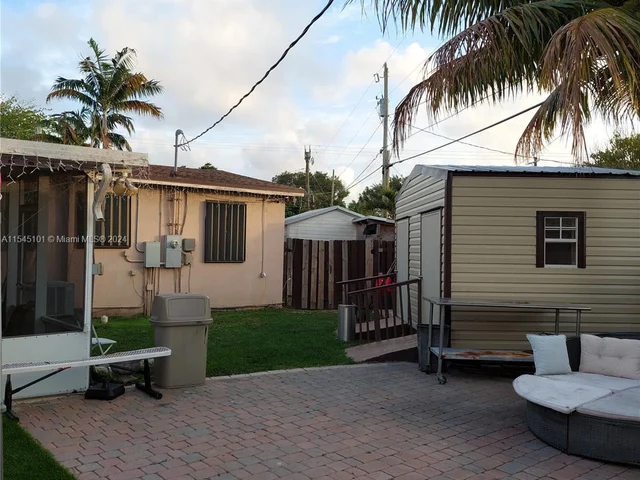 11040 SW 217th Ter, Miami FL 33170