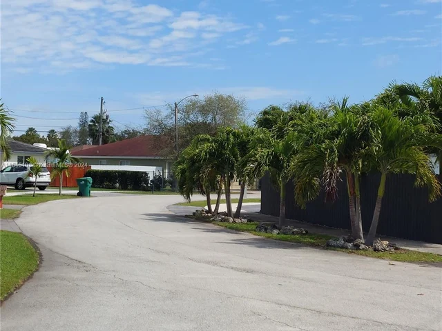 11040 SW 217th Ter, Miami FL 33170