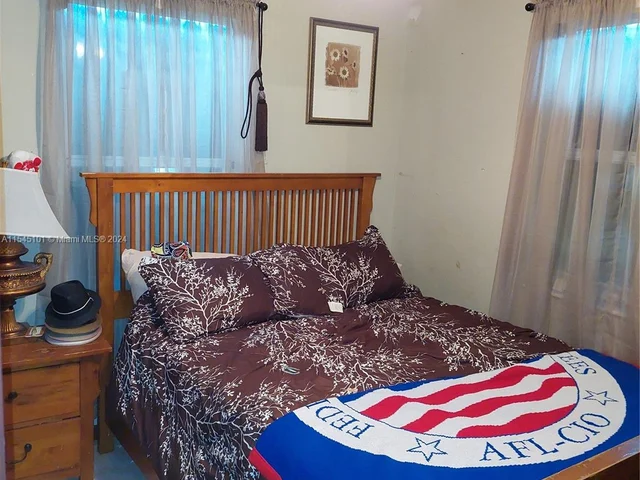 11040 SW 217th Ter, Miami FL 33170