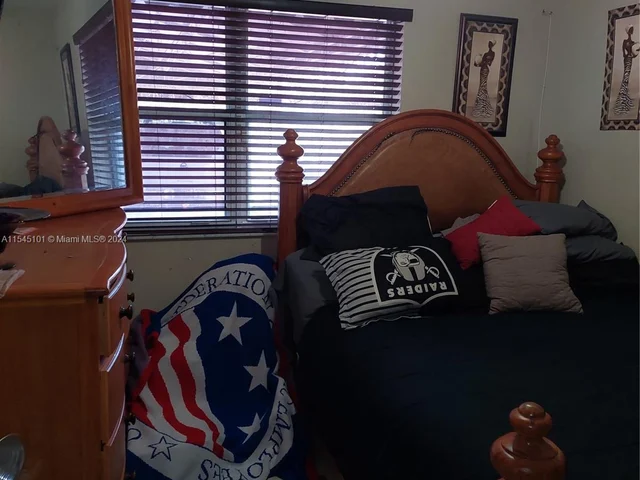 11040 SW 217th Ter, Miami FL 33170