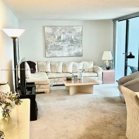 3552 Magellan Cir # 121, Aventura FL 33180