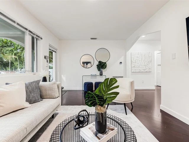 1629 Westward Dr, Miami Springs FL 33166