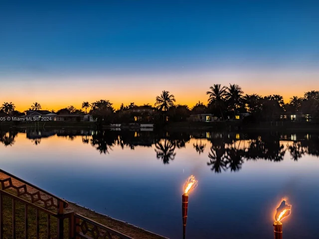 7720 SW 137th Ct, Miami FL 33183