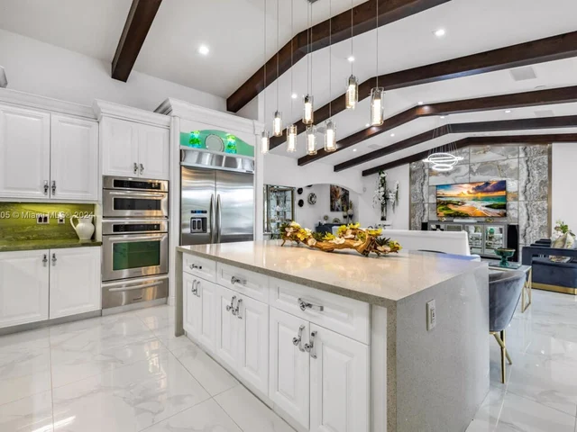 7720 SW 137th Ct, Miami FL 33183