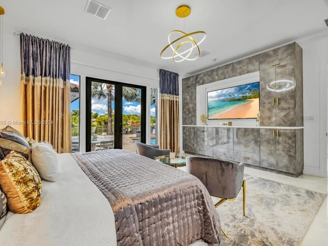 7720 SW 137th Ct, Miami FL 33183