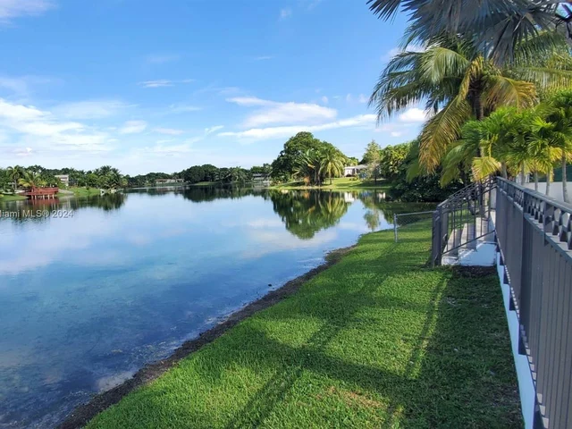 7720 SW 137th Ct, Miami FL 33183