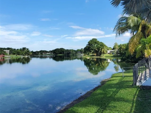 7720 SW 137th Ct, Miami FL 33183