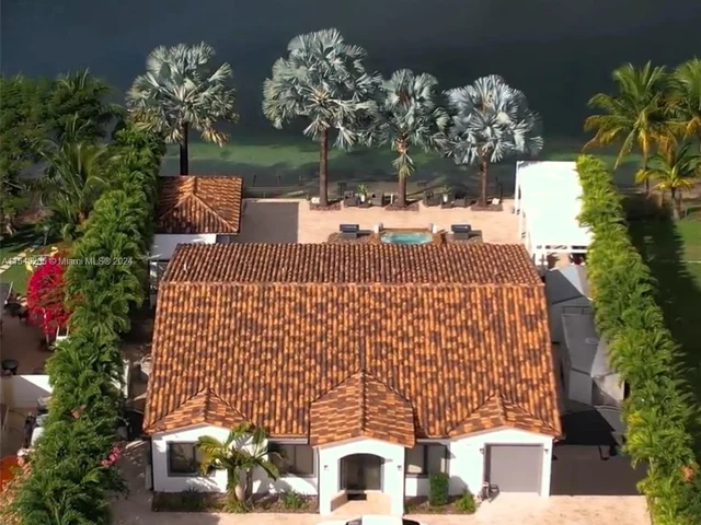 7720 SW 137th Ct, Miami FL 33183