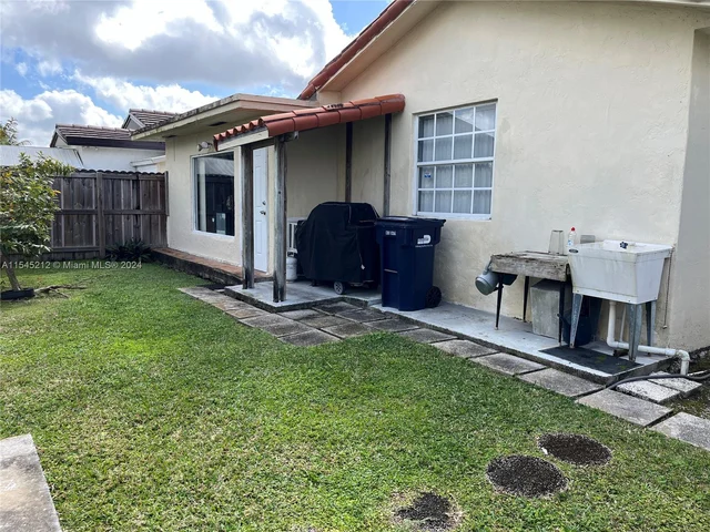 12855 SW 58th Ln, Miami FL 33183