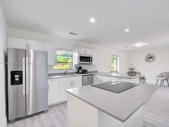 2703 Adams St, Hollywood FL 33020