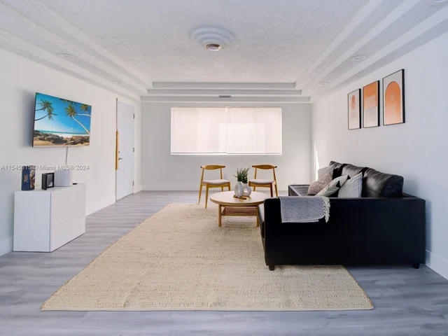 2703 Adams St, Hollywood FL 33020