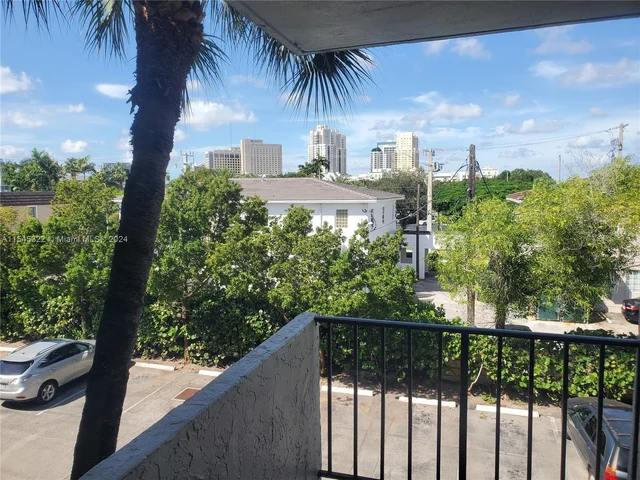 6900 N Kendall Dr # A303, Pinecrest FL 33156