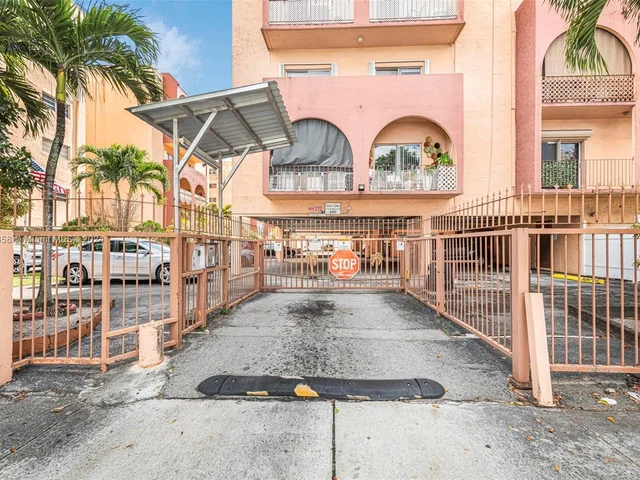 440 E 23rd St # 1209, Hialeah FL 33013